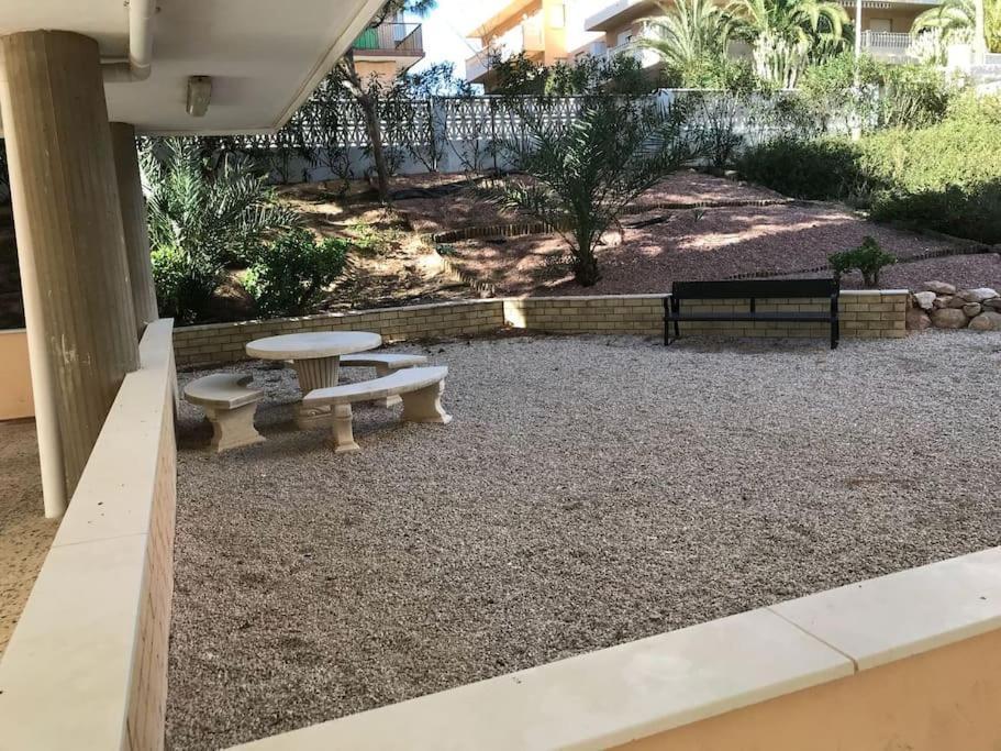 70 Sqm Apartment With Seaview In Arenales Del Sol. Bagian luar foto