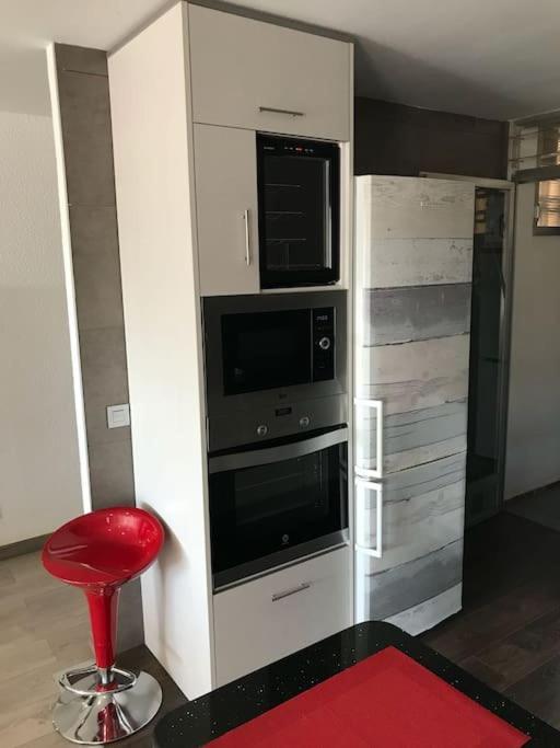 70 Sqm Apartment With Seaview In Arenales Del Sol. Bagian luar foto